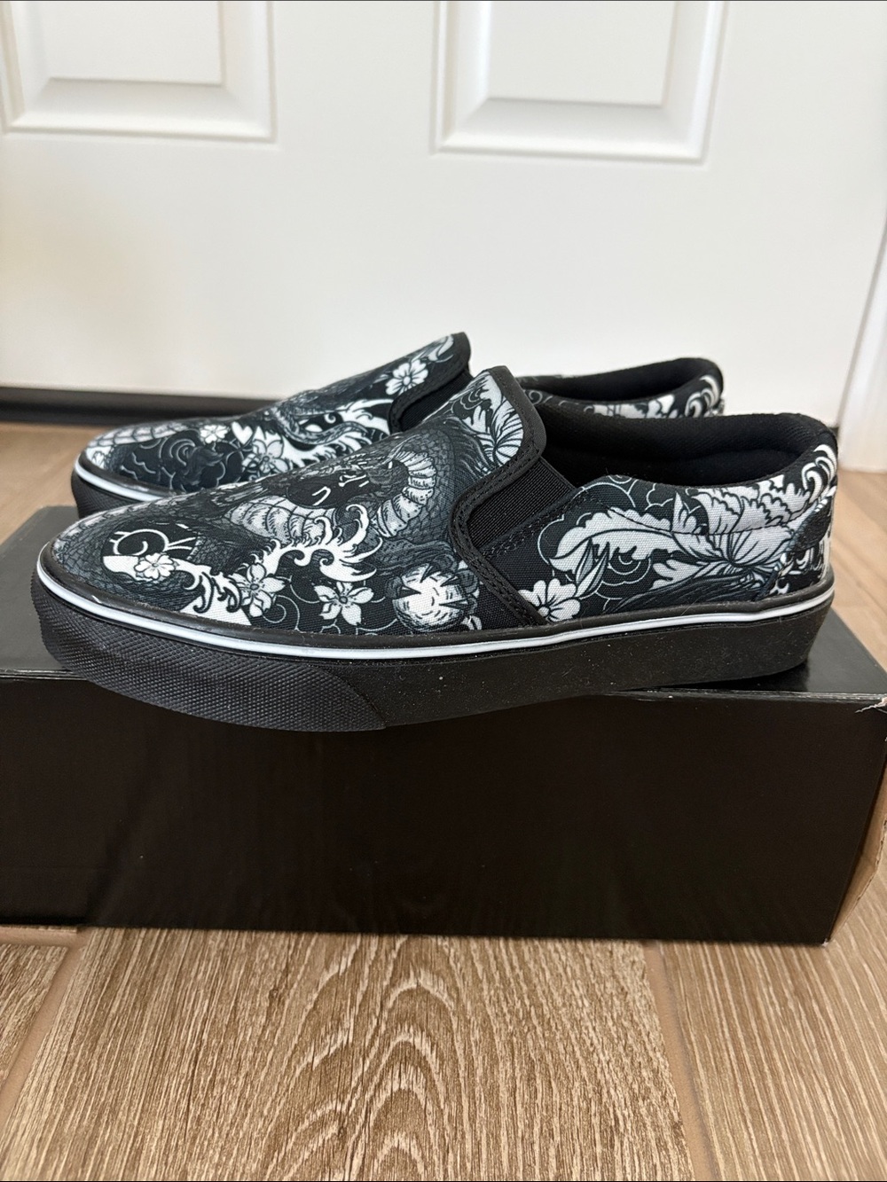 Women’s Slip-On Canvas Sneakers in Black & White Floral